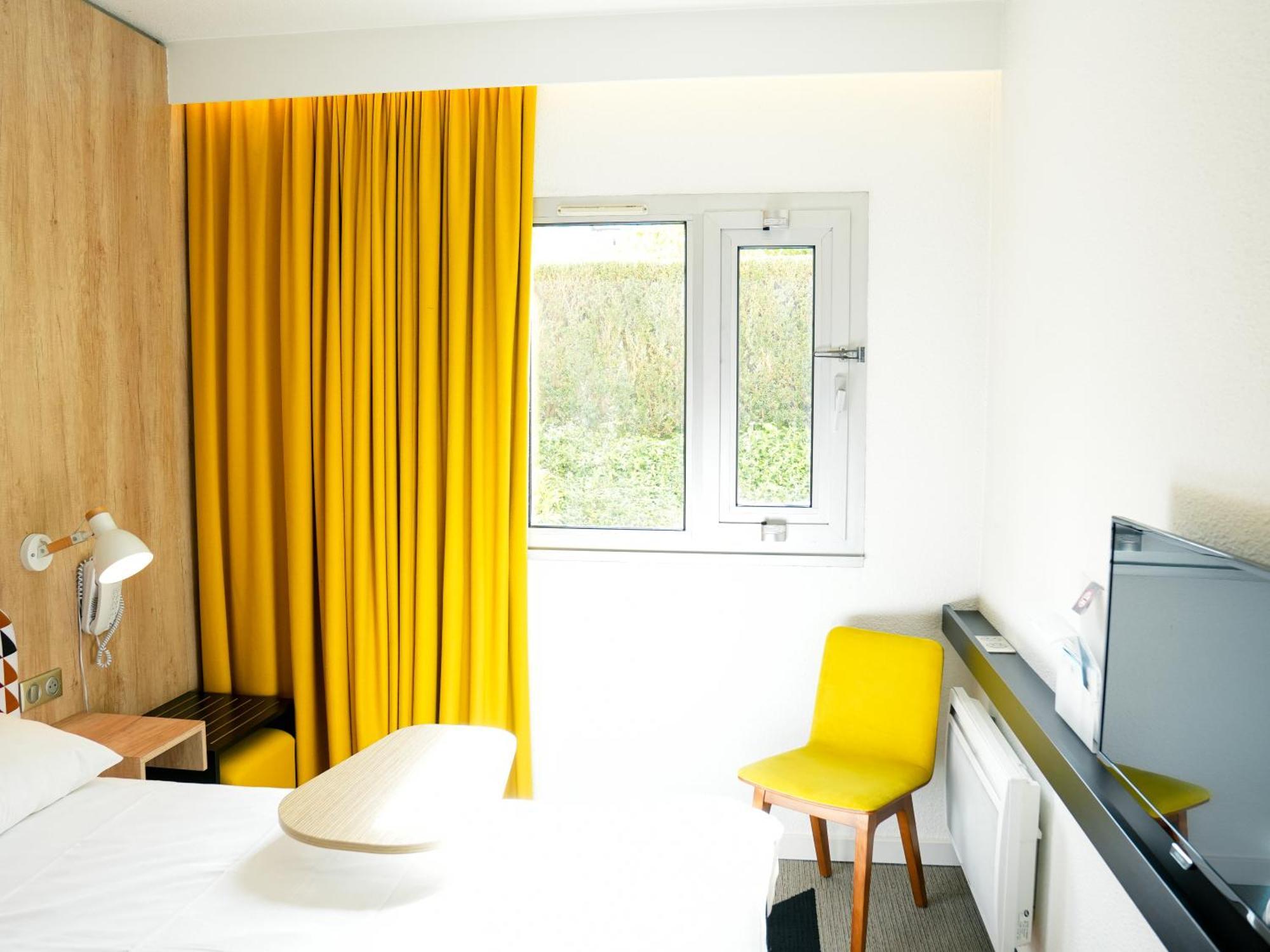 Ibis Styles Caen Centre Historique Hotell Exteriör bild