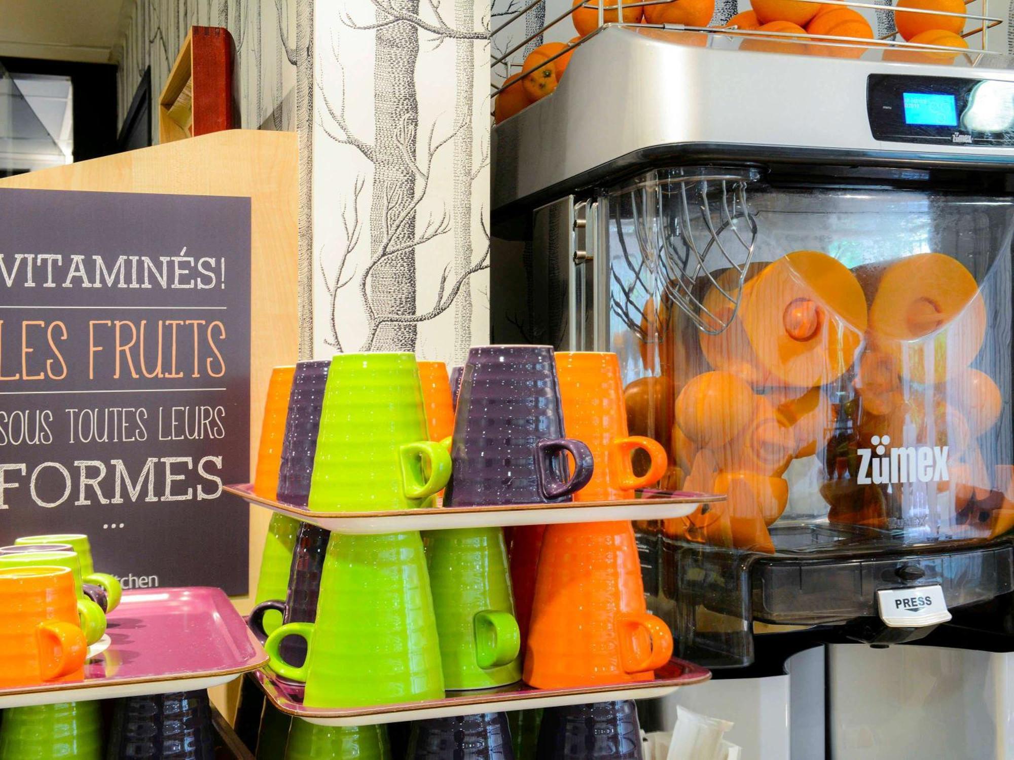 Ibis Styles Caen Centre Historique Hotell Exteriör bild
